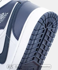 Nike Air Jordan 1 Mid Obsidian