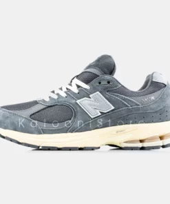 خرید کتونی نیوبالانس 2002 آر – New Balance 2002 R